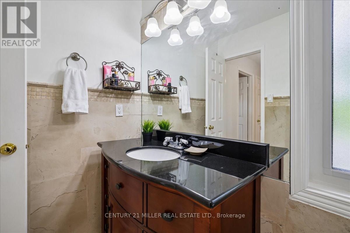 2120 Sixth Line, Oakville, Ontario  L6H 3N1 - Photo 24 - W13731262