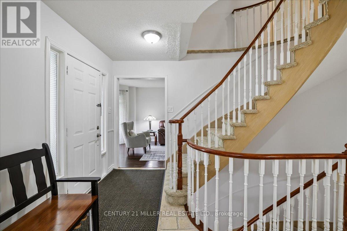 2120 Sixth Line, Oakville, Ontario  L6H 3N1 - Photo 4 - W13731262