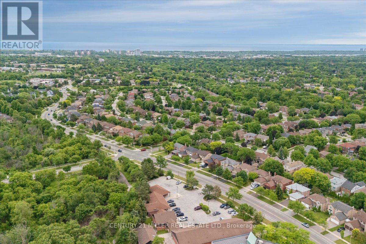 2120 Sixth Line, Oakville, Ontario  L6H 3N1 - Photo 41 - W13731262