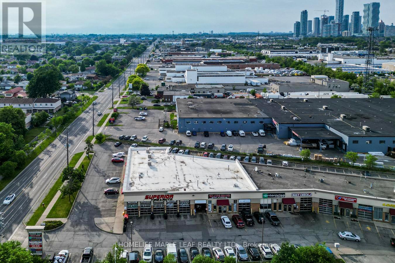 777 Dundas Street W, Mississauga, Ontario  L5C 4P6 - Photo 27 - W13731278