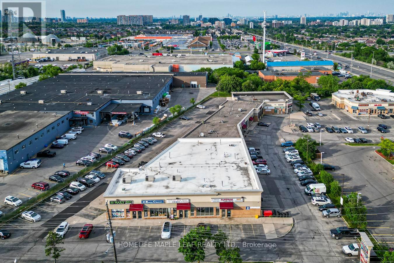 777 Dundas Street W, Mississauga, Ontario  L5C 4P6 - Photo 31 - W13731278
