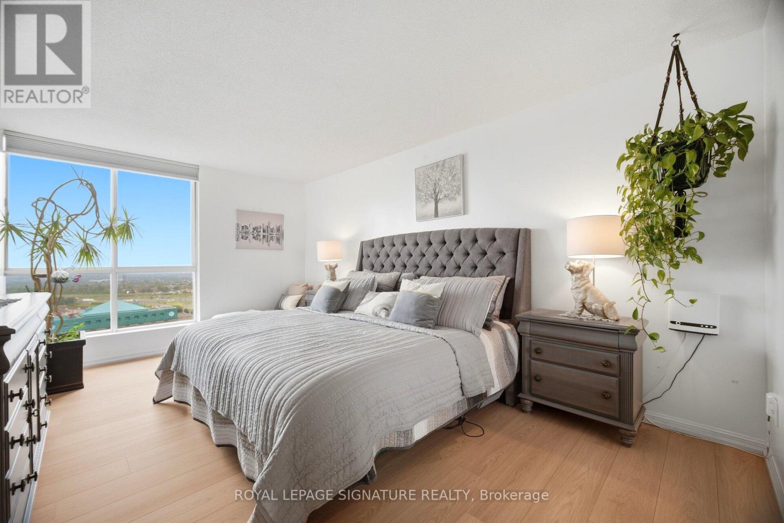 2310 - 55 Kingsbridge Garden Circle, Mississauga, Ontario  L5R 1Y1 - Photo 17 - W13731280