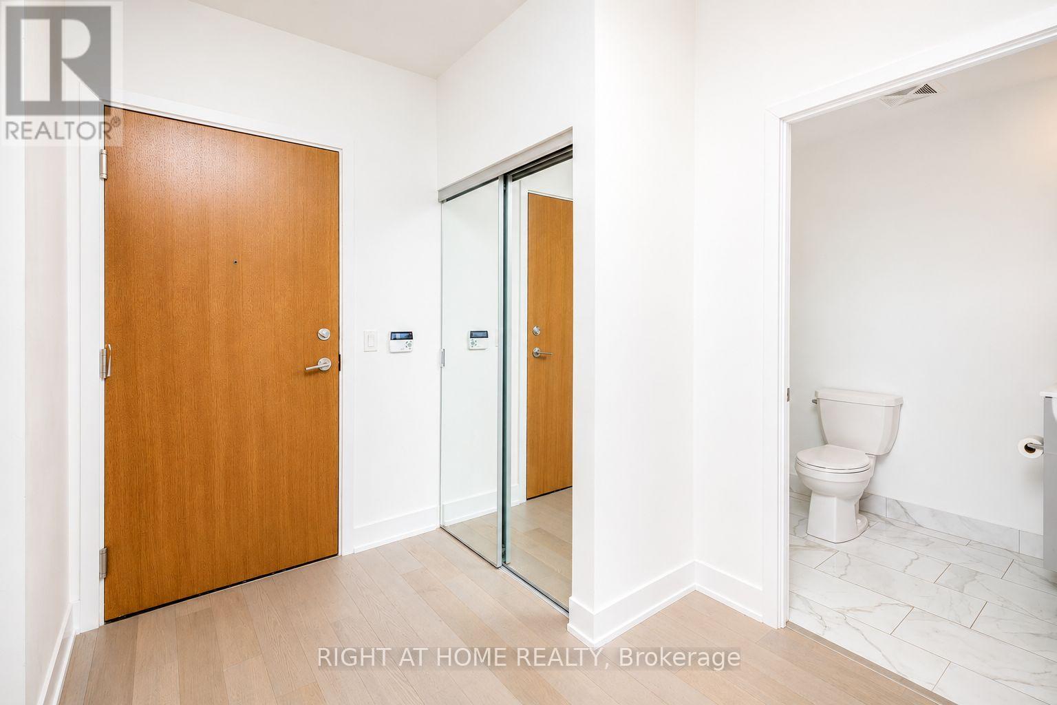 Lph02b - 20 Shore Breeze Drive, Toronto, Ontario  M8V 1A1 - Photo 2 - W13731300