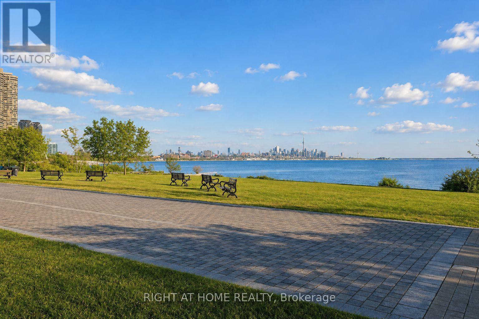 Lph02b - 20 Shore Breeze Drive, Toronto, Ontario  M8V 1A1 - Photo 20 - W13731300