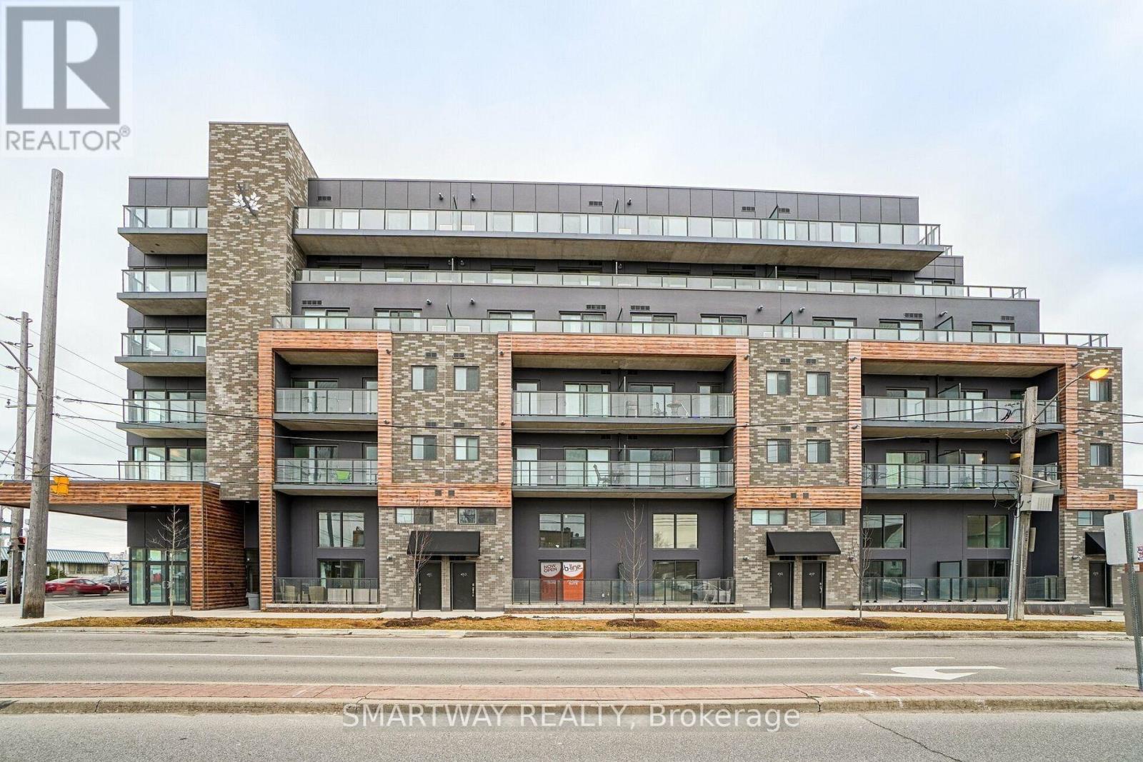414 - 408 BROWNS LINE, Toronto, Ontario