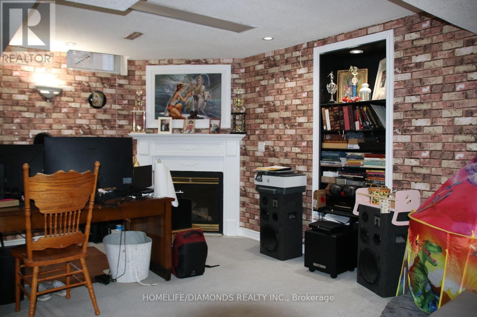 186 Fernforest Drive, Brampton, Ontario  L6R 1T7 - Photo 27 - W13731636