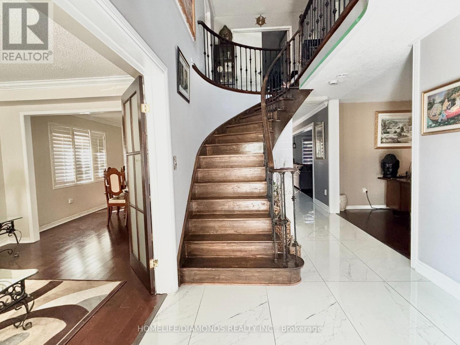 186 Fernforest Drive, Brampton, Ontario  L6R 1T7 - Photo 6 - W13731636