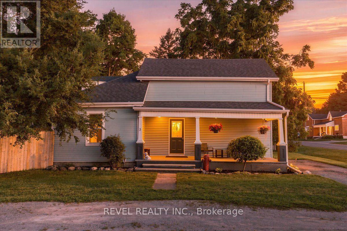 3 Queen Street S, Brant, Ontario  N0E 1R0 - Photo 1 - X13731332
