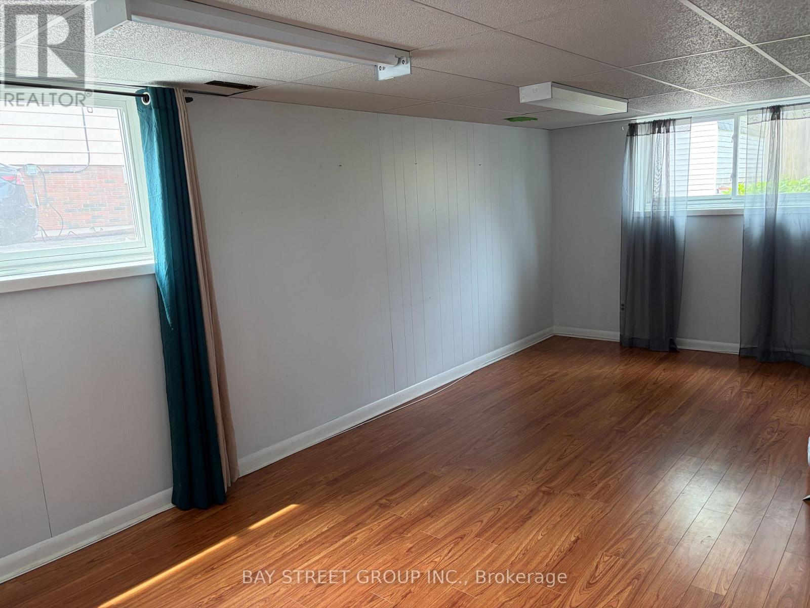 65 Saint Andrews Avenue, Welland, Ontario  L3B 1E3 - Photo 15 - X13731378
