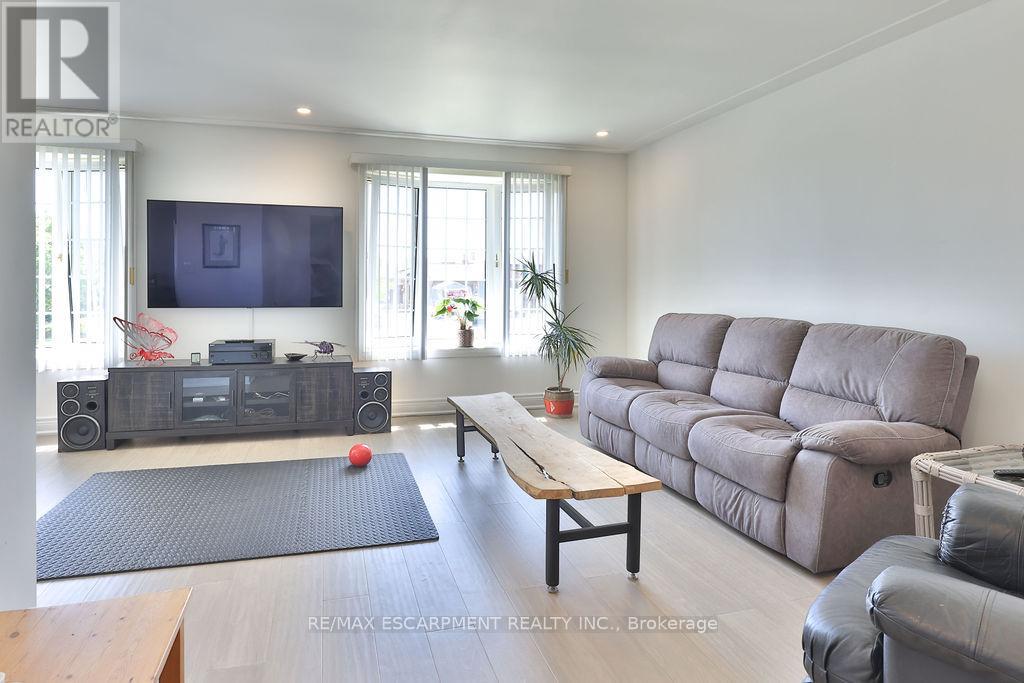11 Lynwood Drive, Hamilton, Ontario  L8E 3E7 - Photo 13 - X13731448