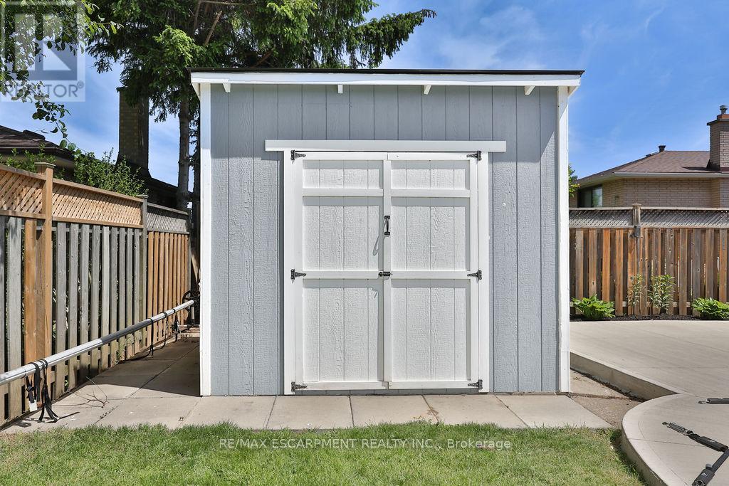 11 Lynwood Drive, Hamilton, Ontario  L8E 3E7 - Photo 31 - X13731448