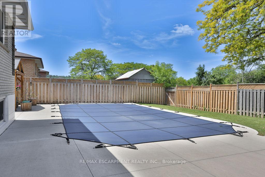 11 Lynwood Drive, Hamilton, Ontario  L8E 3E7 - Photo 32 - X13731448