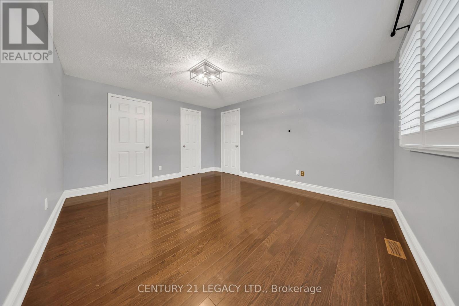 6772 Dolmage Court, Mississauga, Ontario  L5N 4V9 - Photo 24 - W13729308