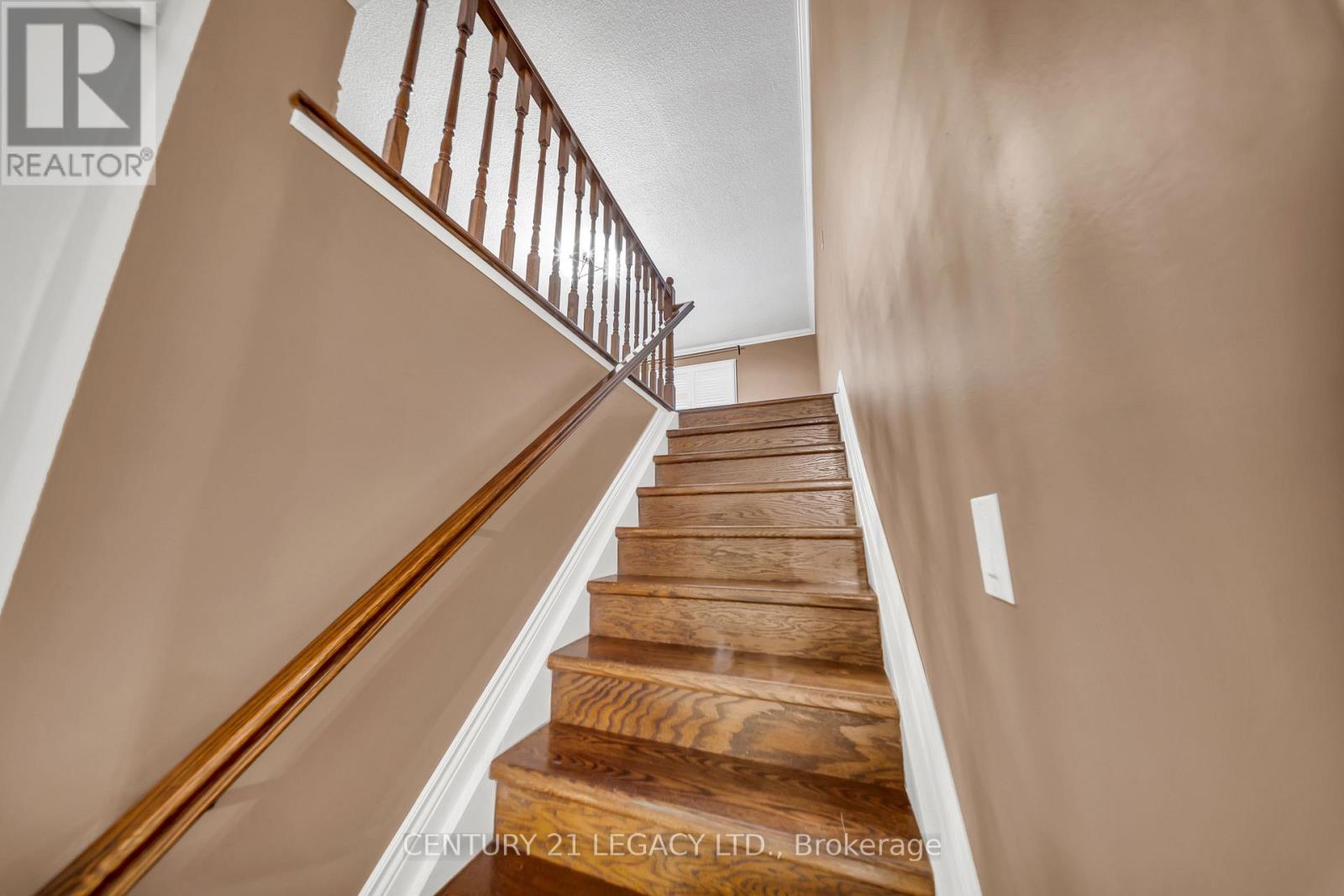 6772 Dolmage Court, Mississauga, Ontario  L5N 4V9 - Photo 18 - W13729308