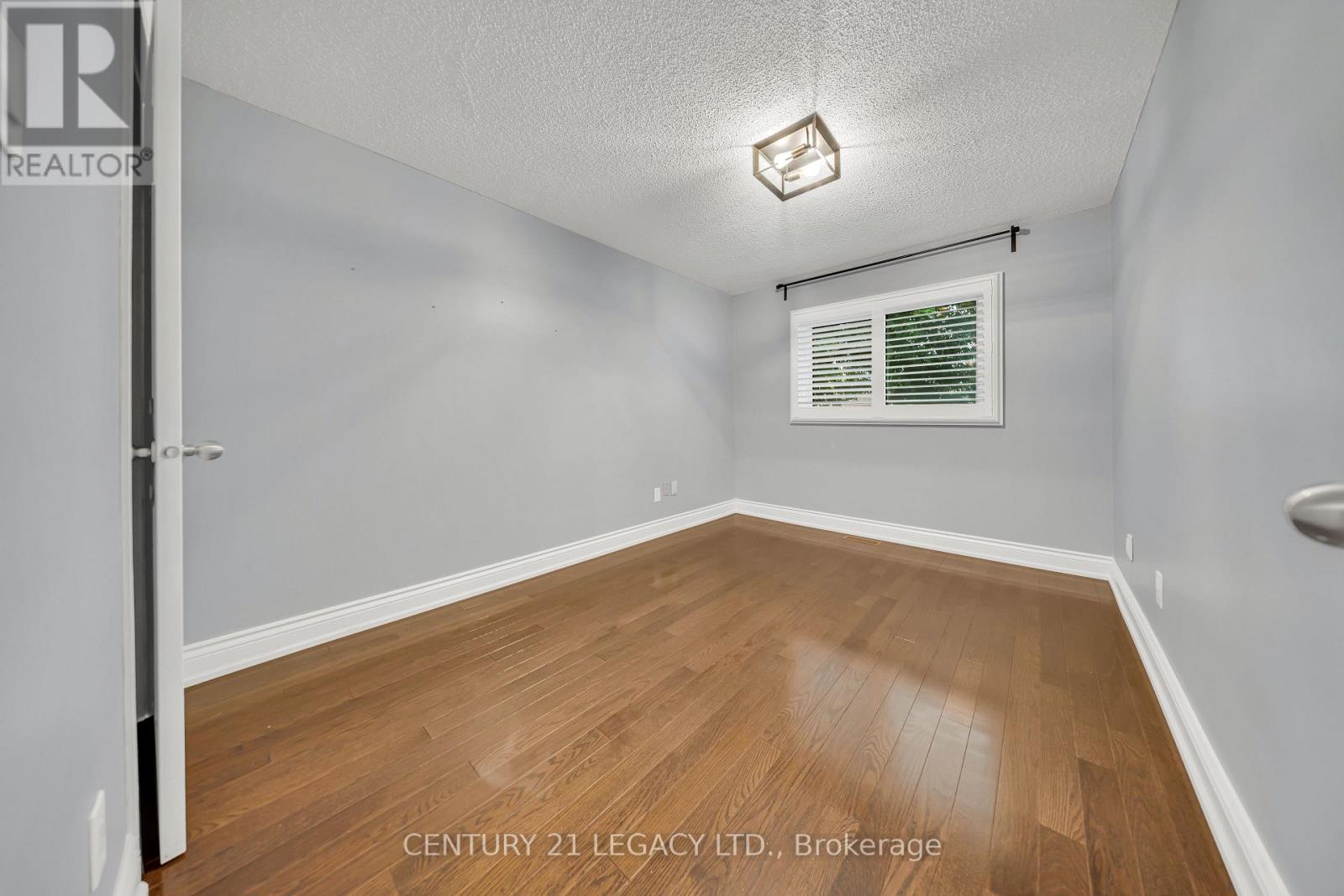 6772 Dolmage Court, Mississauga, Ontario  L5N 4V9 - Photo 28 - W13729308