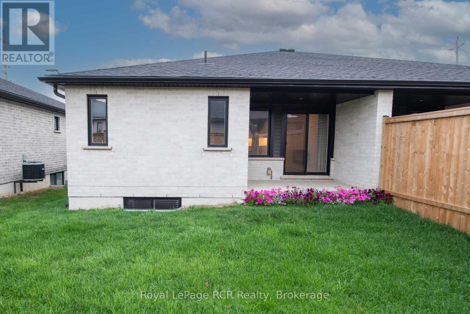 209 Church Street N, Wellington North, Ontario  N0G 2L4 - Photo 8 - X13473388