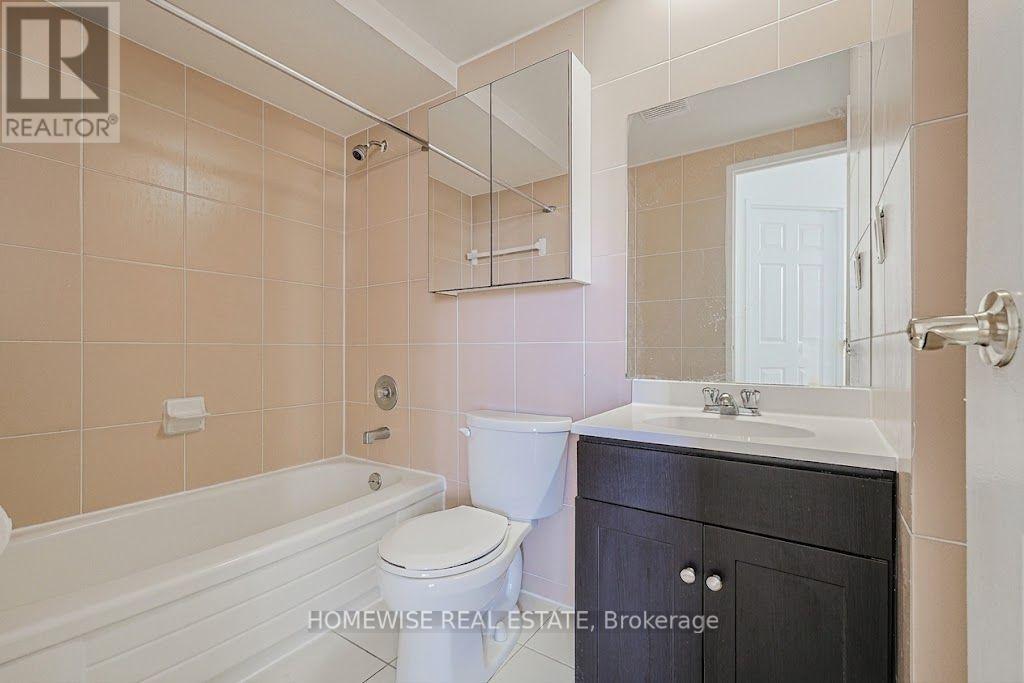 414 - 485 Kingston Road, Toronto, Ontario  M4L 1V6 - Photo 9 - E13692356