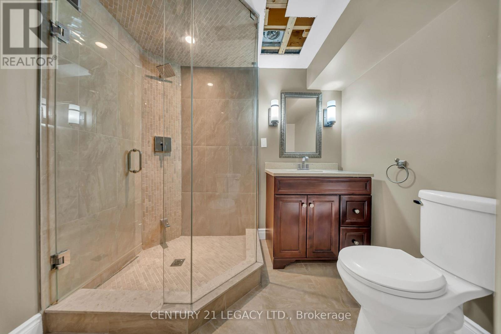 6772 Dolmage Court, Mississauga, Ontario  L5N 4V9 - Photo 38 - W13729308