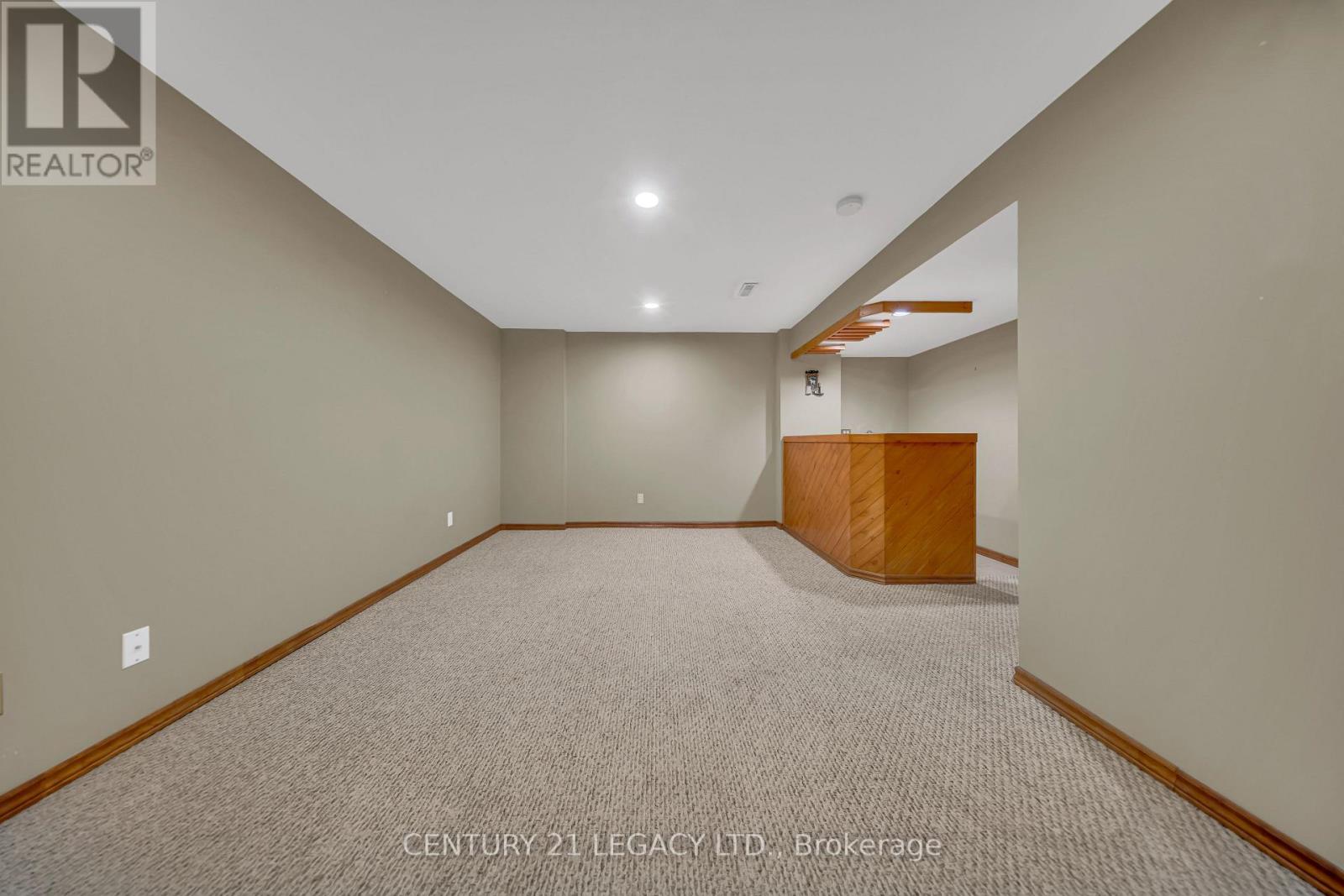 6772 Dolmage Court, Mississauga, Ontario  L5N 4V9 - Photo 34 - W13729308