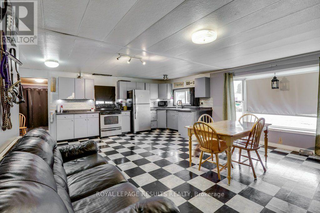 24 Pineview Avenue, Malahide, Ontario  N0L 2J0 - Photo 14 - X13731720