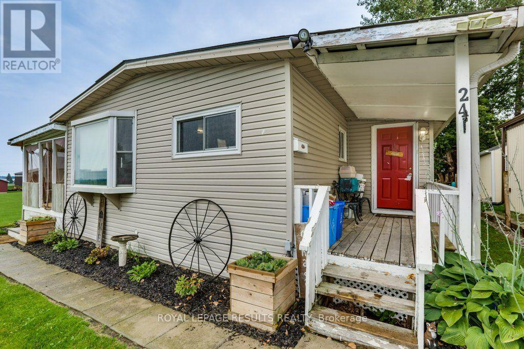 24 Pineview Avenue, Malahide, Ontario  N0L 2J0 - Photo 4 - X13731720
