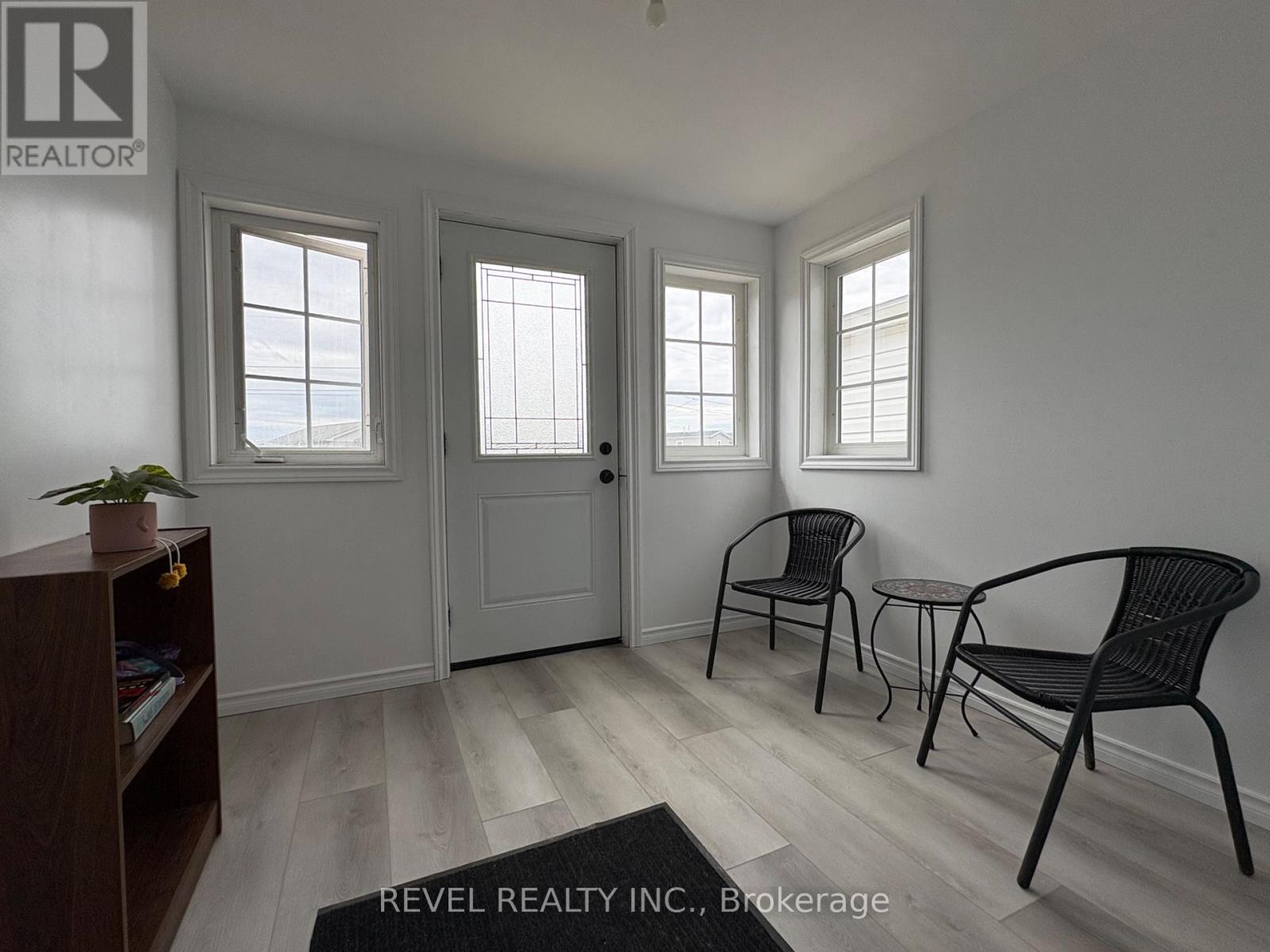13 King Street, Cochrane, Ontario  P0L 1C0 - Photo 2 - T13731732