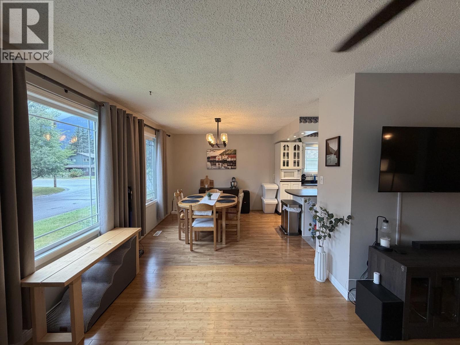 4280 First Avenue, Smithers, British Columbia  V0J 2N0 - Photo 12 - R3160315