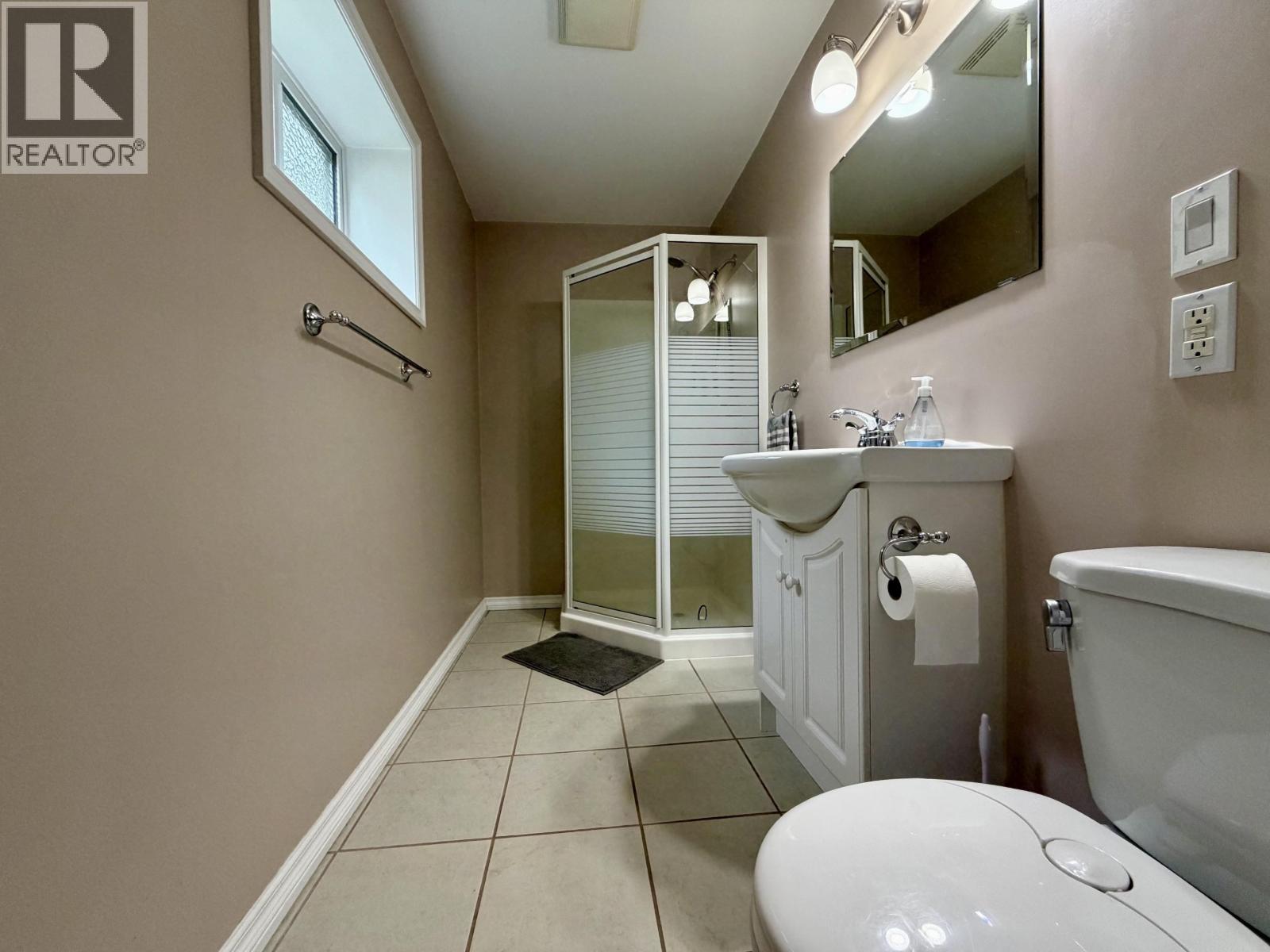 4280 First Avenue, Smithers, British Columbia  V0J 2N0 - Photo 24 - R3160315