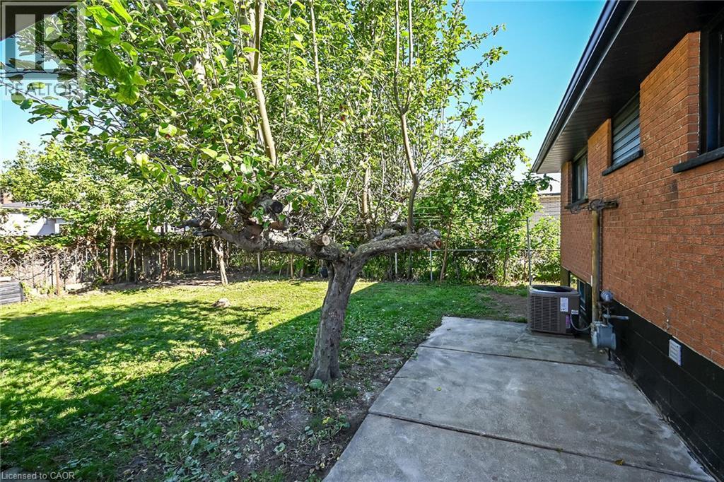 135 Nugent Drive, Hamilton, Ontario  L8H 2N3 - Photo 39 - 40859304