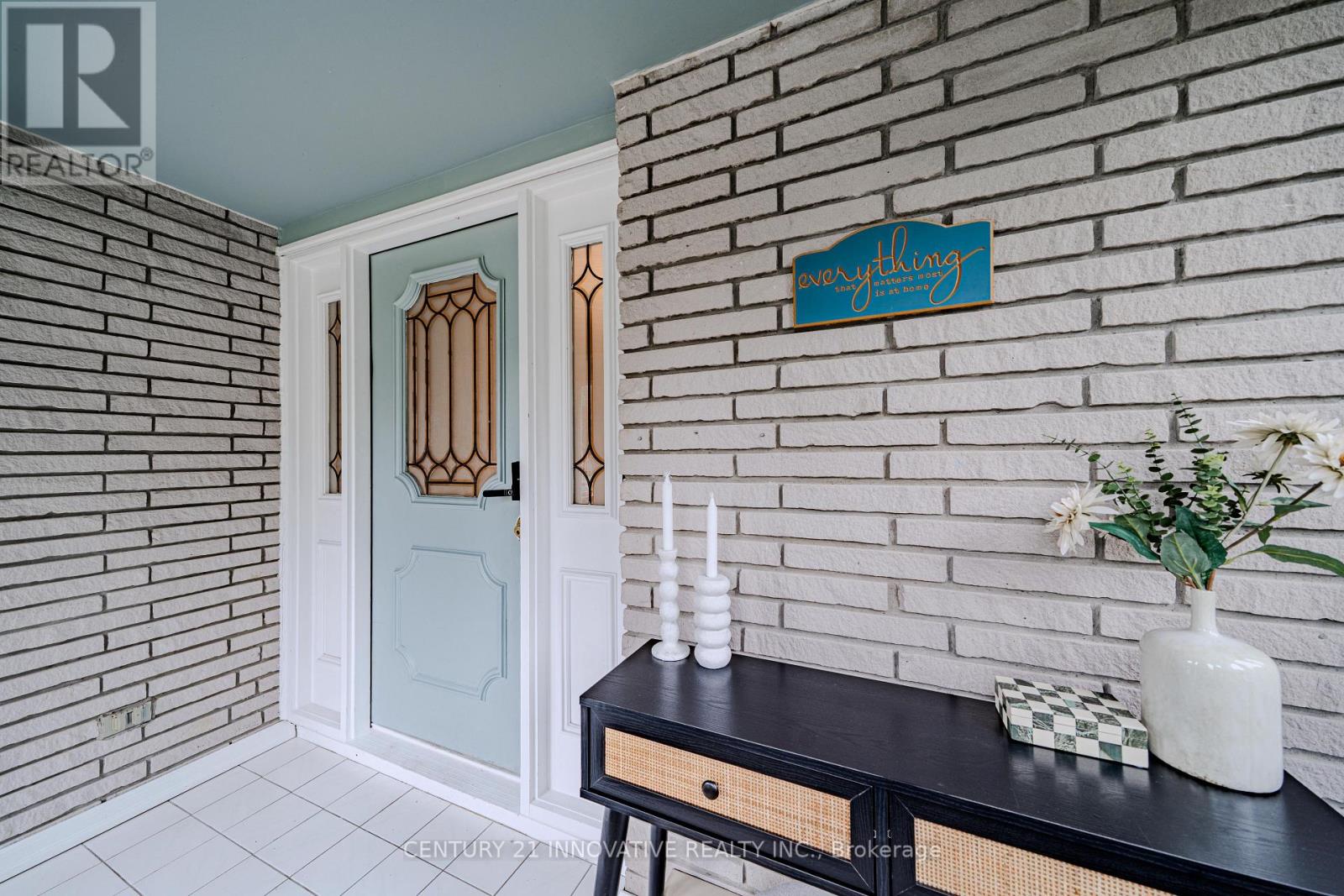 1058 Chelsea Court, Oshawa, Ontario  L1G 7R4 - Photo 6 - E13731660