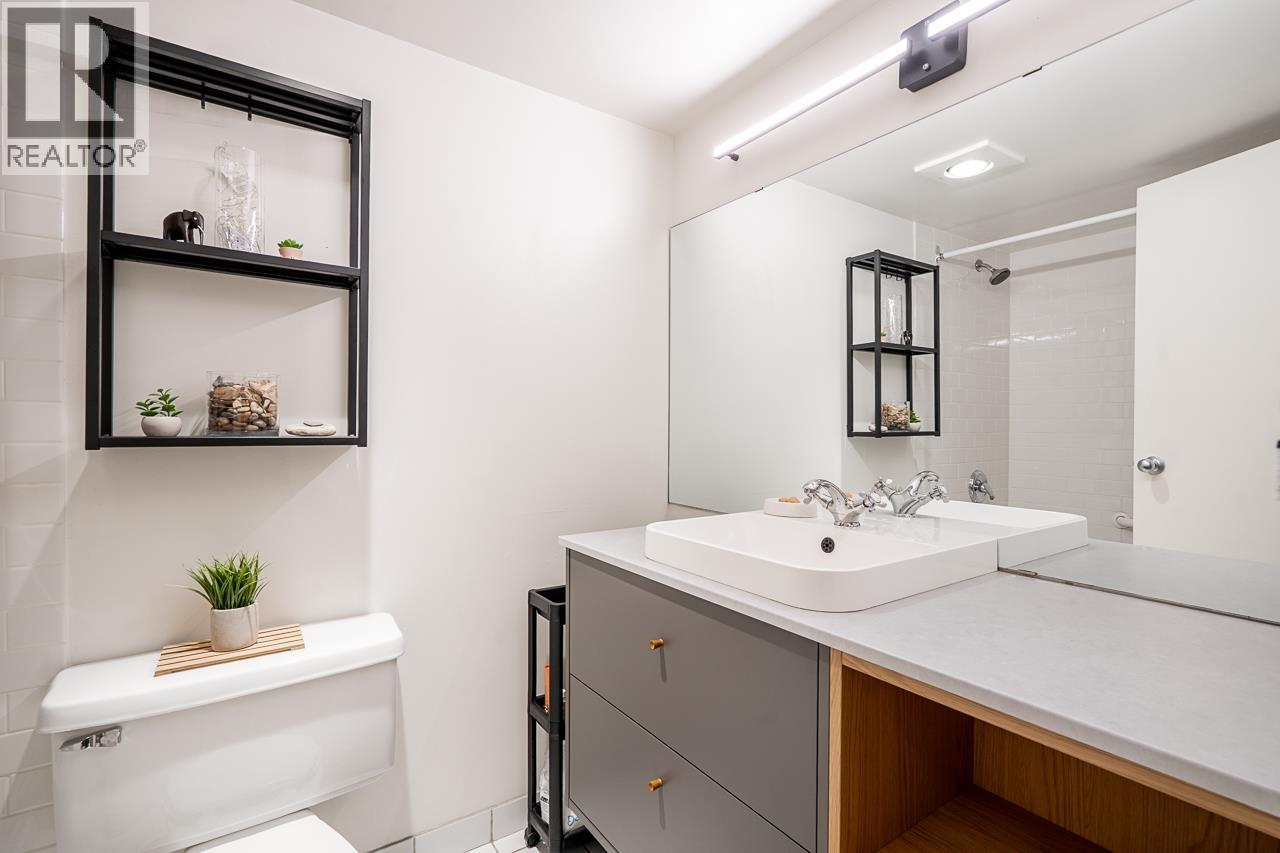 303 1510 W 1st Avenue, Vancouver, British Columbia  V6J 4S3 - Photo 19 - R3160301