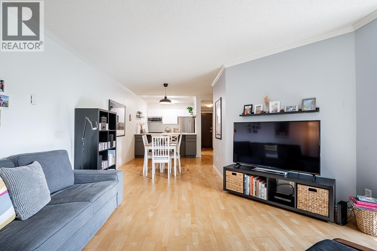 303 1510 W 1st Avenue, Vancouver, British Columbia  V6J 4S3 - Photo 2 - R3160301
