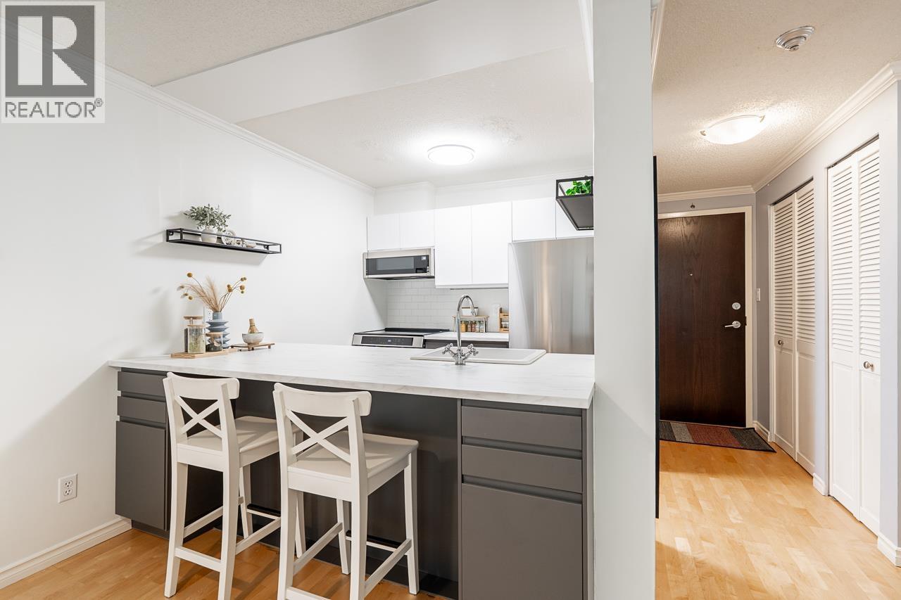 303 1510 W 1st Avenue, Vancouver, British Columbia  V6J 4S3 - Photo 8 - R3160301
