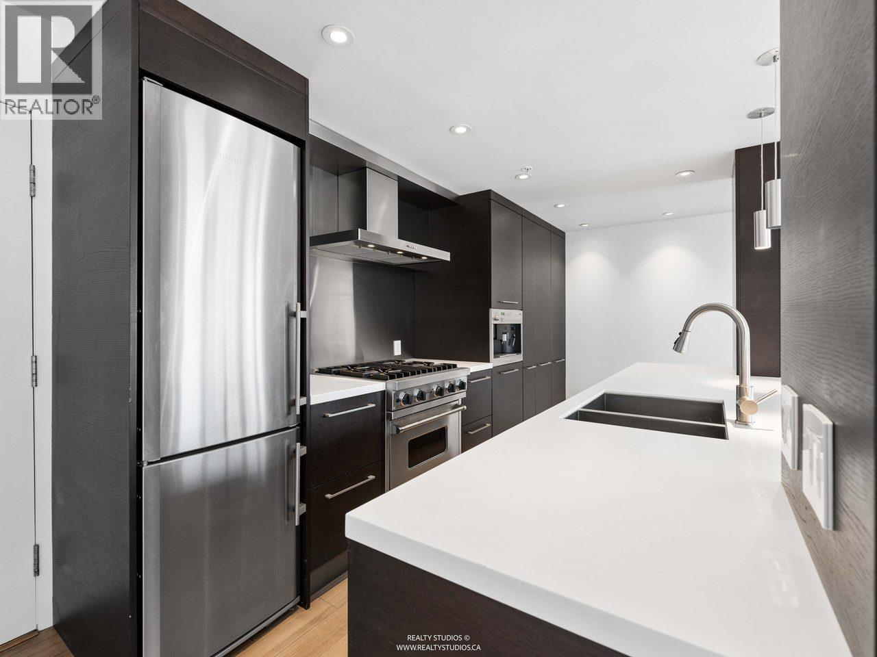 3202 193 Aquarius Mews, Vancouver, British Columbia V6Z 2Z2 - Photo 11 - R3160302