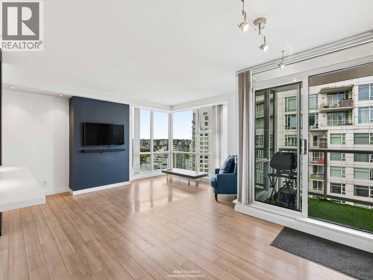 3202 193 Aquarius Mews, Vancouver, British Columbia V6Z 2Z2 - Photo 7 - R3160302