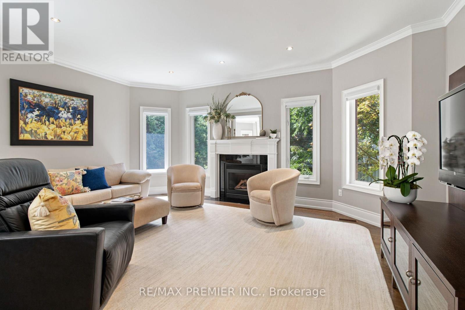 19 Stockdale Crescent, Richmond Hill (North Richvale), Ontario  L4C 3T1 - Photo 16 - N13731748