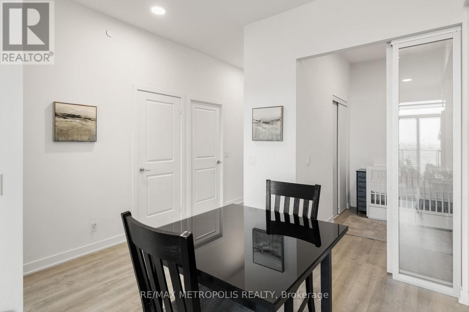 2504 - 30 Upper Mall Way, Vaughan, Ontario  L4J 0L7 - Photo 25 - N13731750
