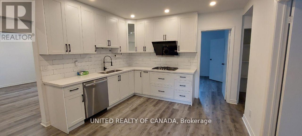 Main - 126 Weldrick Road W, Richmond Hill, Ontario  L4C 3V1 - Photo 12 - N13731766