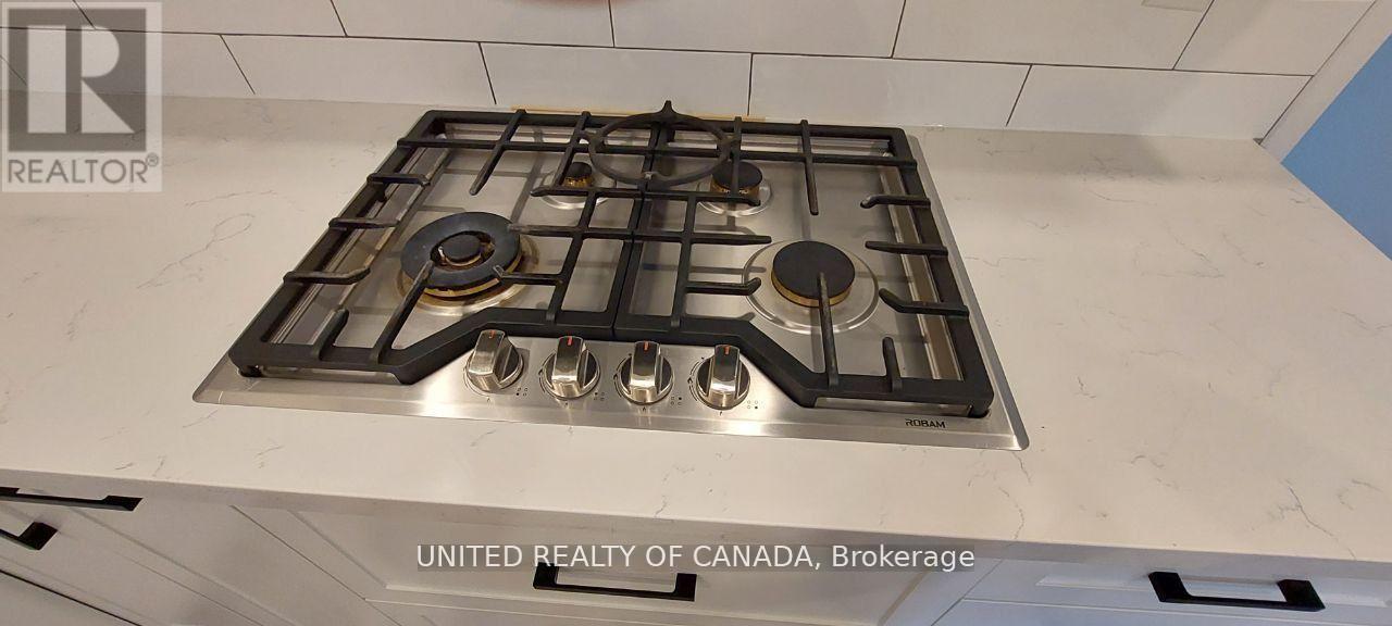 Main - 126 Weldrick Road W, Richmond Hill, Ontario  L4C 3V1 - Photo 17 - N13731766