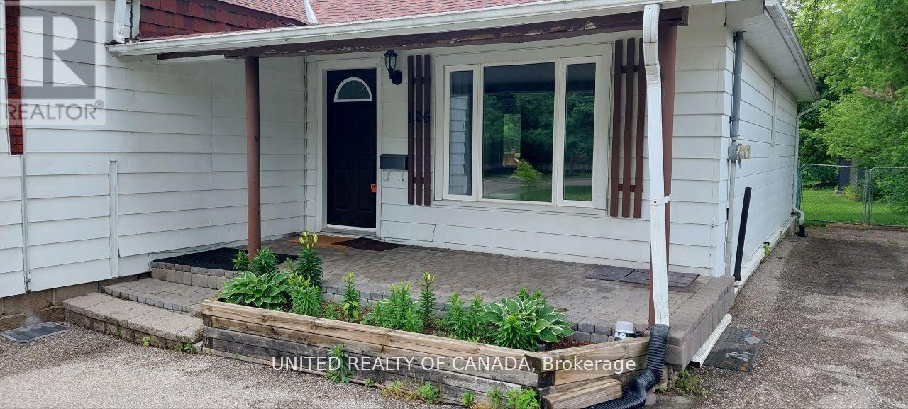 Main - 126 Weldrick Road W, Richmond Hill, Ontario  L4C 3V1 - Photo 4 - N13731766