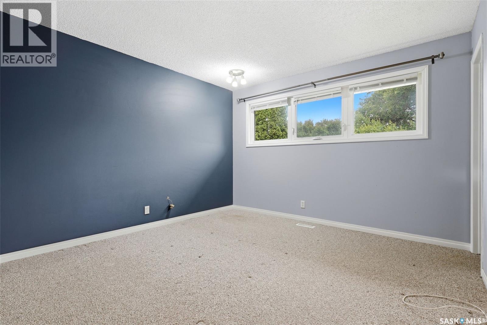 726 Mcintosh Street N, Regina, Saskatchewan  S4R 5Z4 - Photo 16 - SK047074