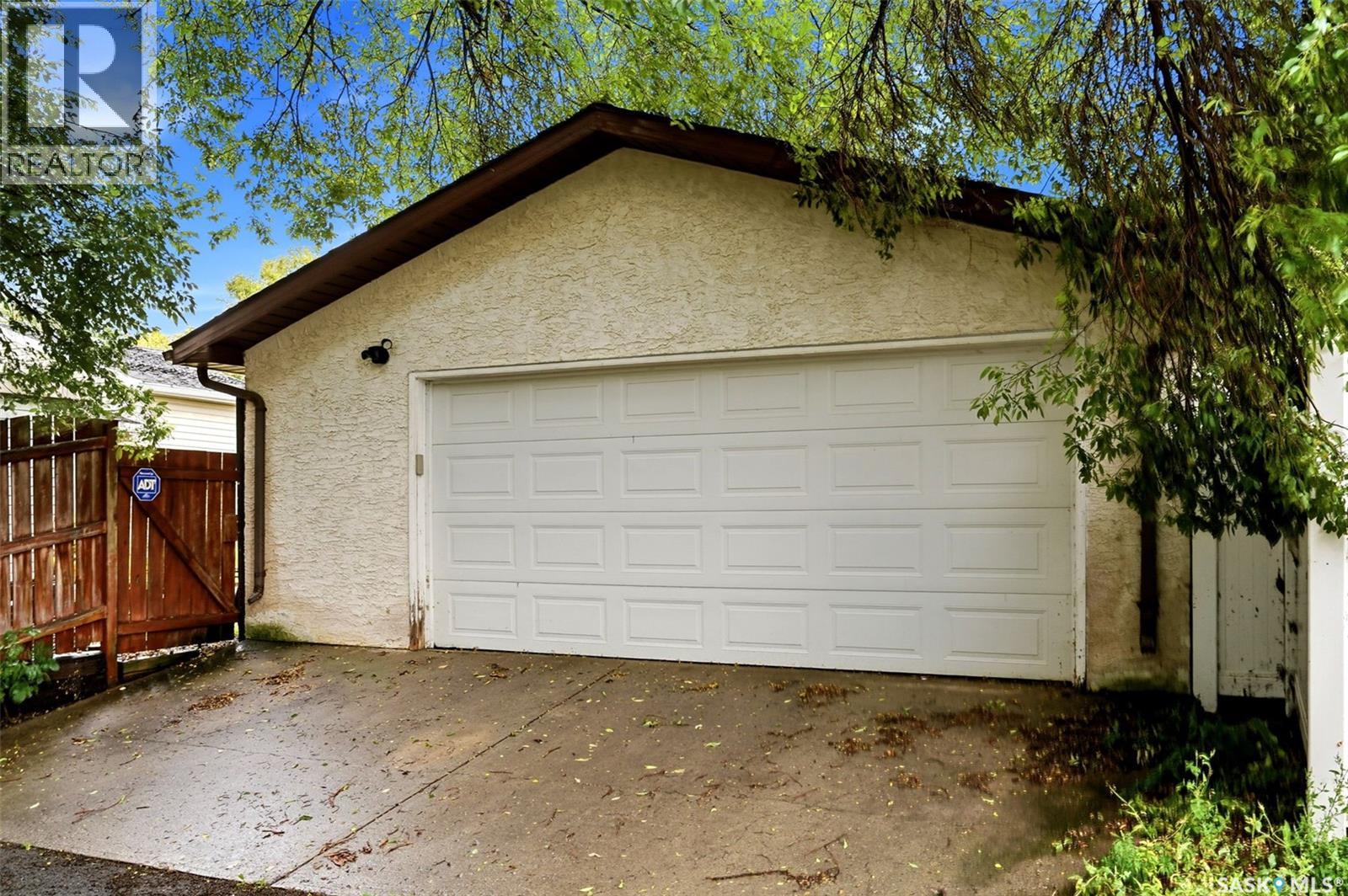 726 Mcintosh Street N, Regina, Saskatchewan  S4R 5Z4 - Photo 45 - SK047074