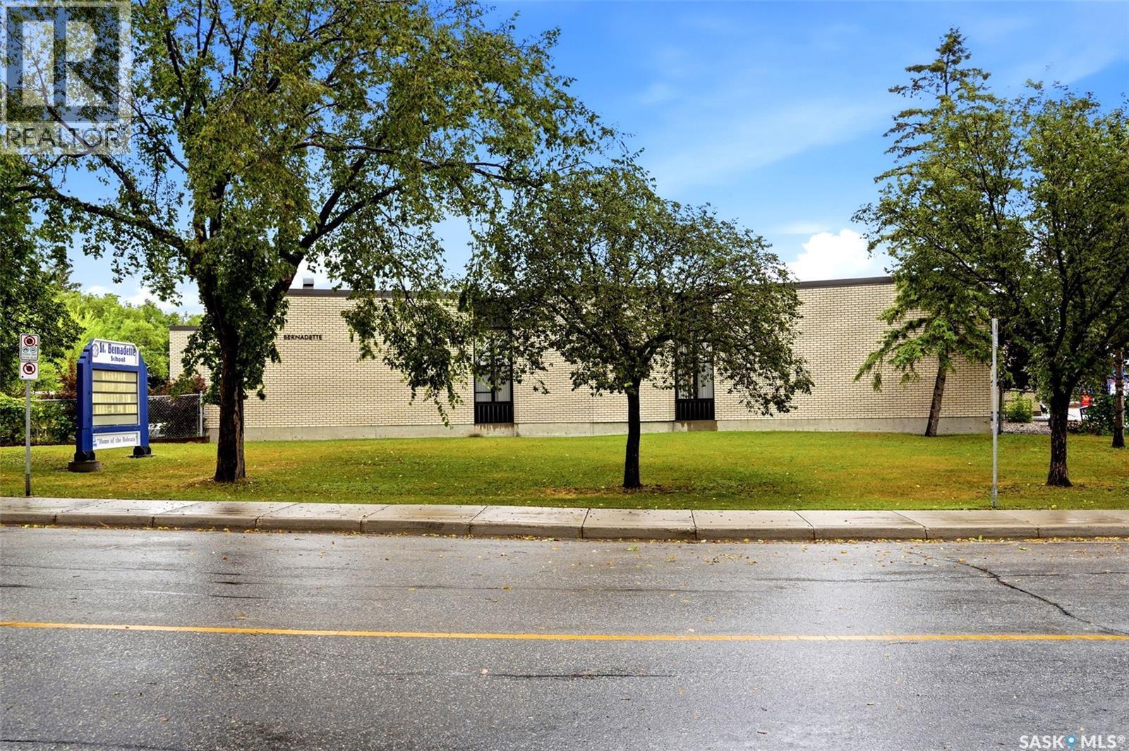 726 Mcintosh Street N, Regina, Saskatchewan  S4R 5Z4 - Photo 49 - SK047074