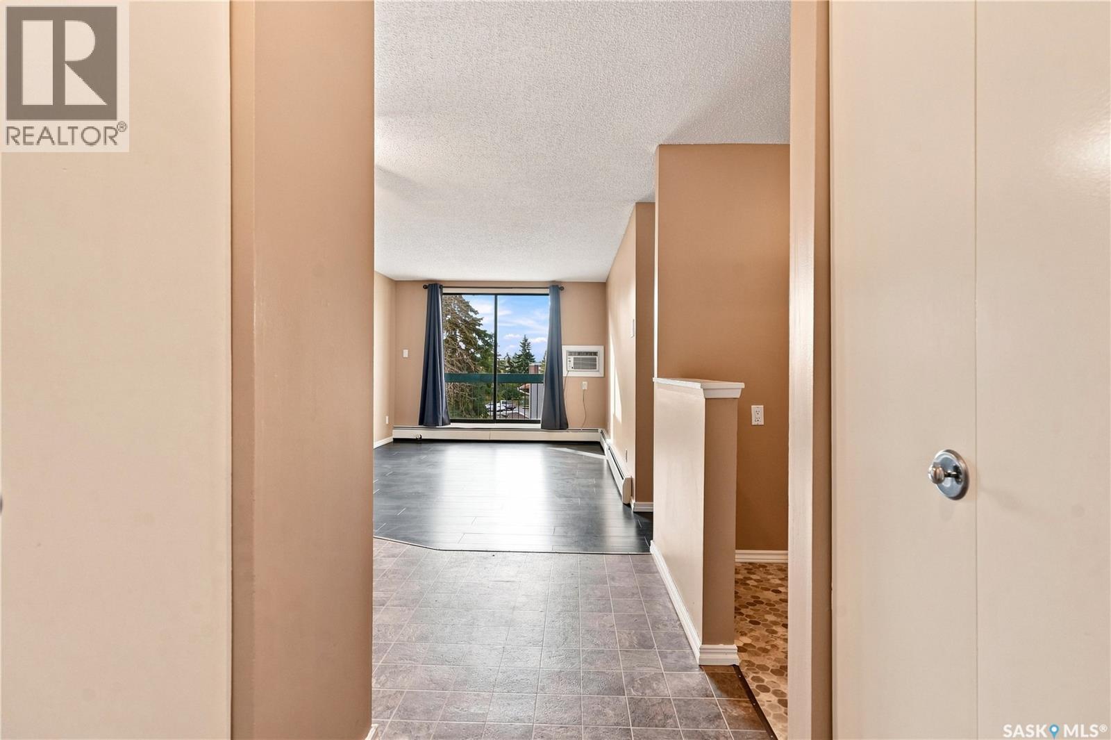 301 34 Nollet Avenue, Regina, Saskatchewan  S4T 7P9 - Photo 5 - SK046857
