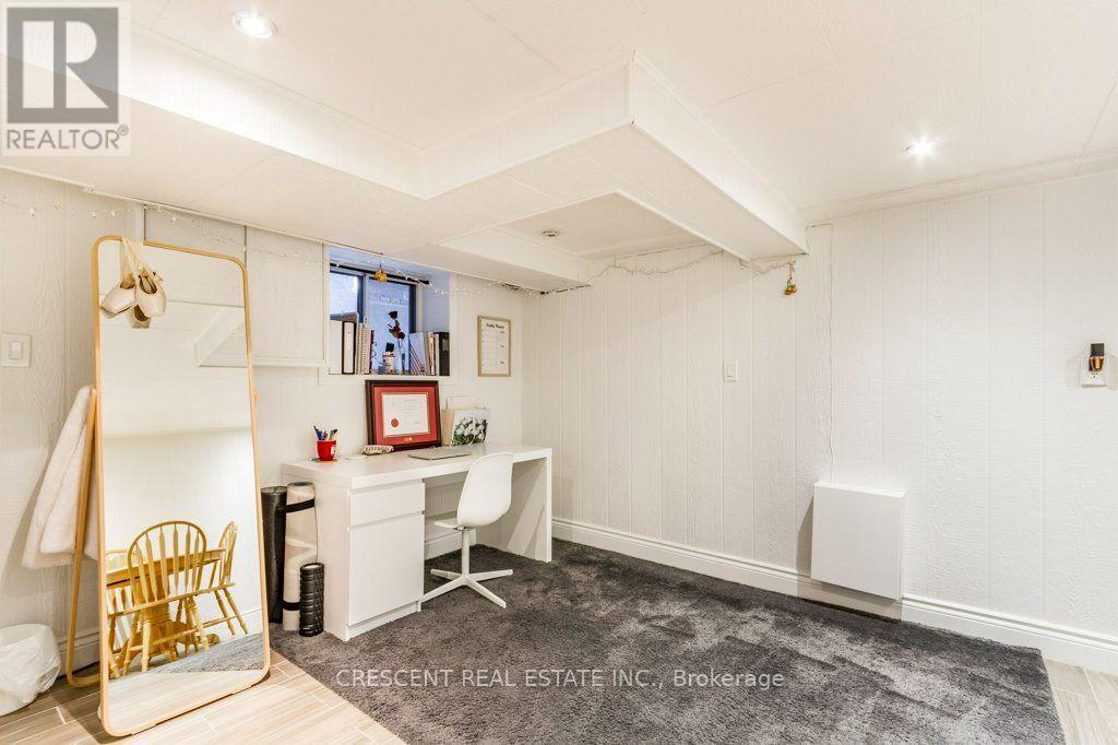 Lower - 603 Saint Clarens Avenue, Toronto, Ontario  M6H 3W8 - Photo 6 - W13731674