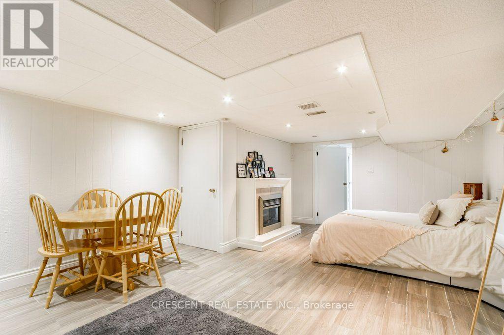 Lower - 603 Saint Clarens Avenue, Toronto, Ontario  M6H 3W8 - Photo 8 - W13731674