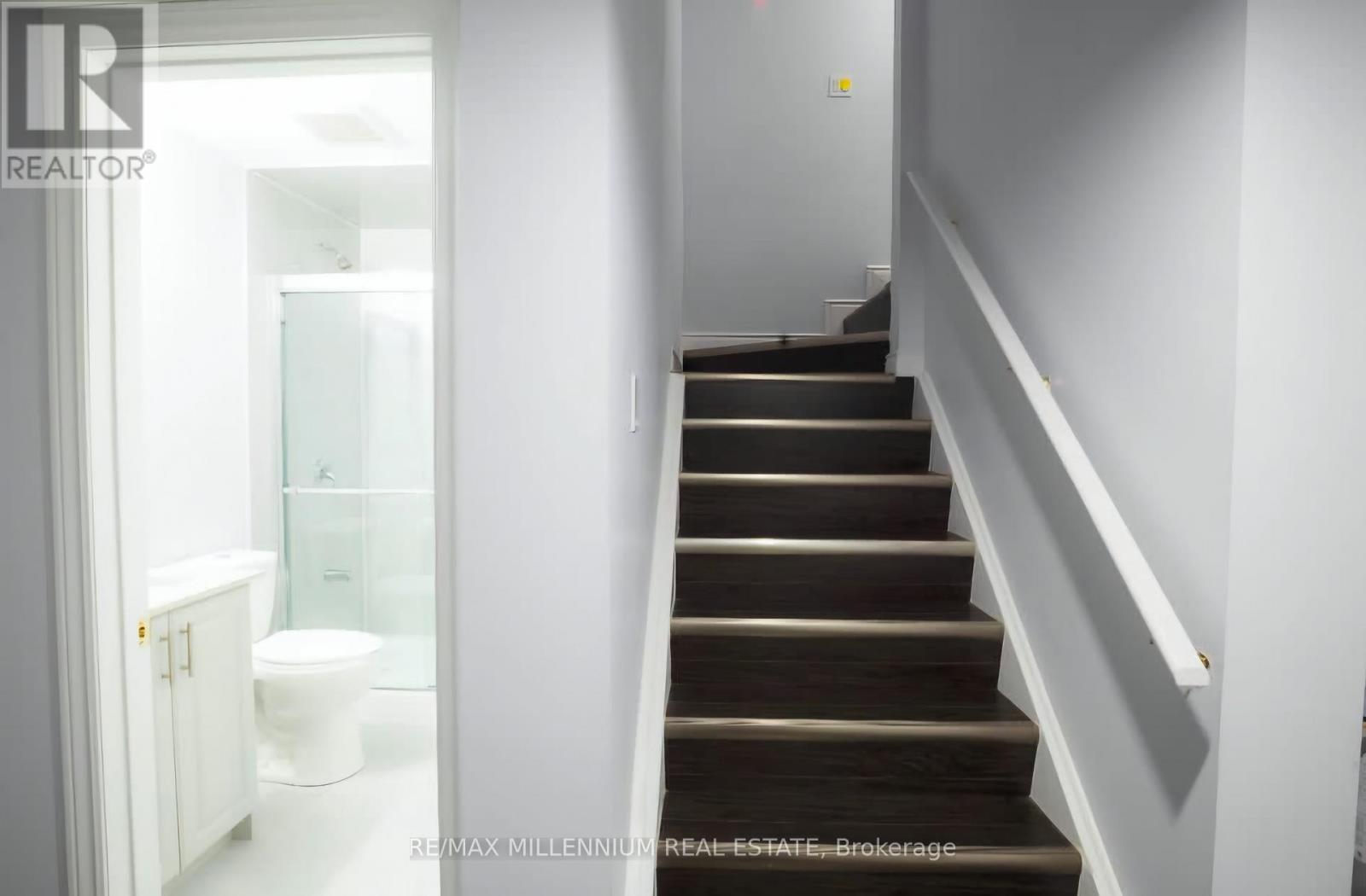 Bsmt - 7 Lloyd Crescent, Brampton, Ontario  L7A 4J5 - Photo 2 - W13731686