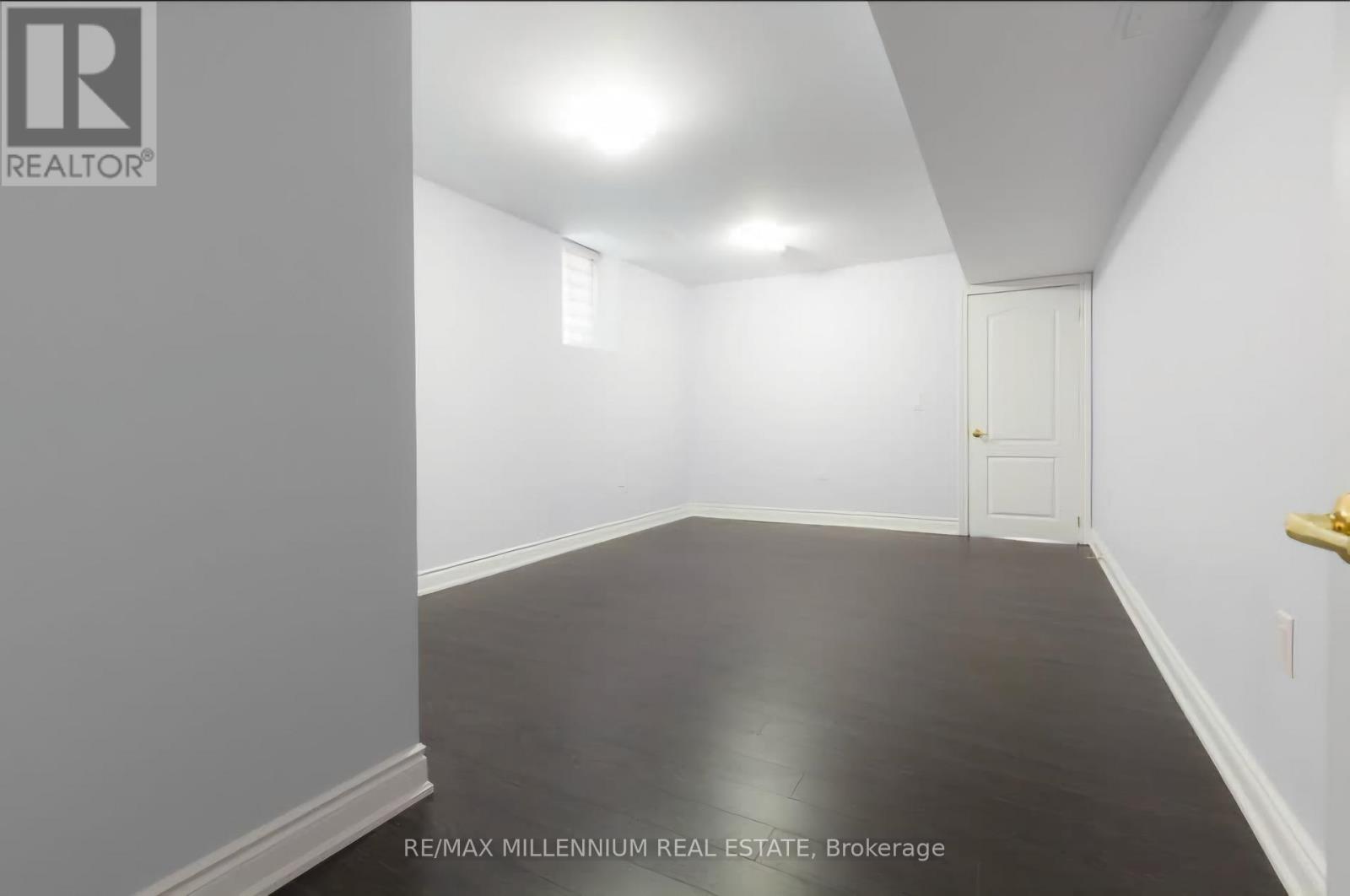 Bsmt - 7 Lloyd Crescent, Brampton, Ontario  L7A 4J5 - Photo 7 - W13731686