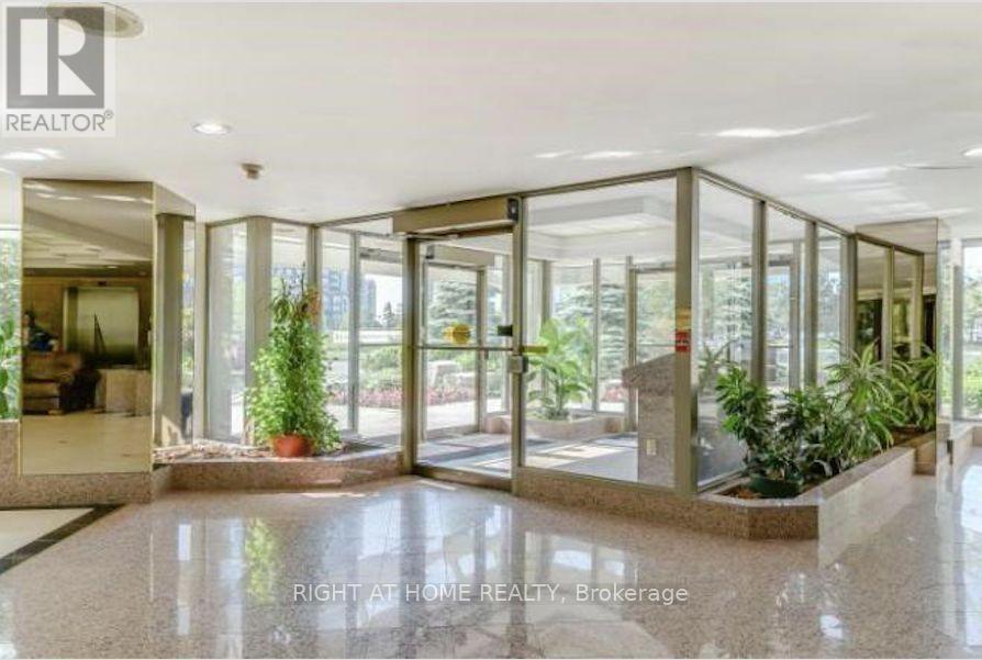 905 - 400 Webb Drive, Mississauga, Ontario  L5B 3Z7 - Photo 13 - W13731694
