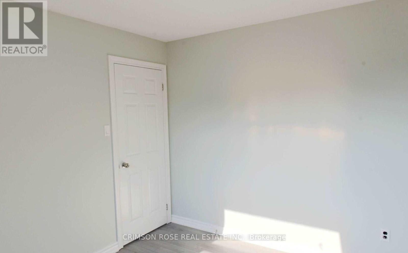 Main Floor - 481 Fergo Avenue, Mississauga, Ontario  L5B 2J2 - Photo 7 - W13731730